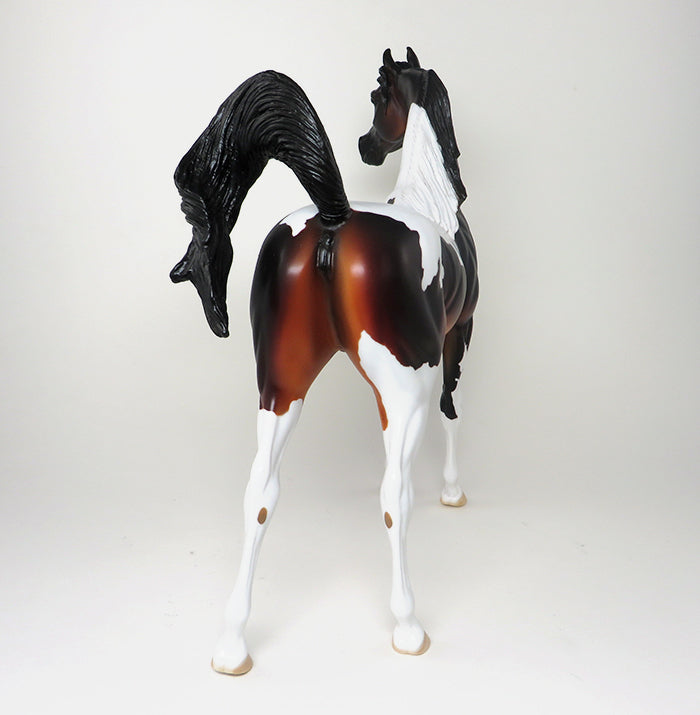 PAINT MODEL HORSE