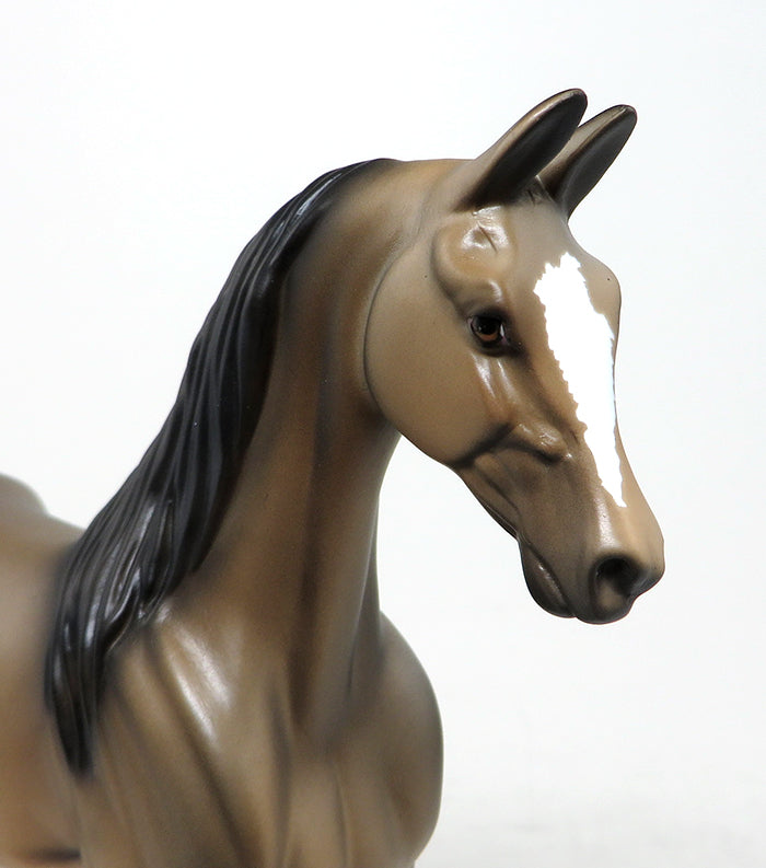 BE BRAVE-LE-7 BUCKSKIN SADDLEBRED PEBBLES MODEL HORSE 4/21