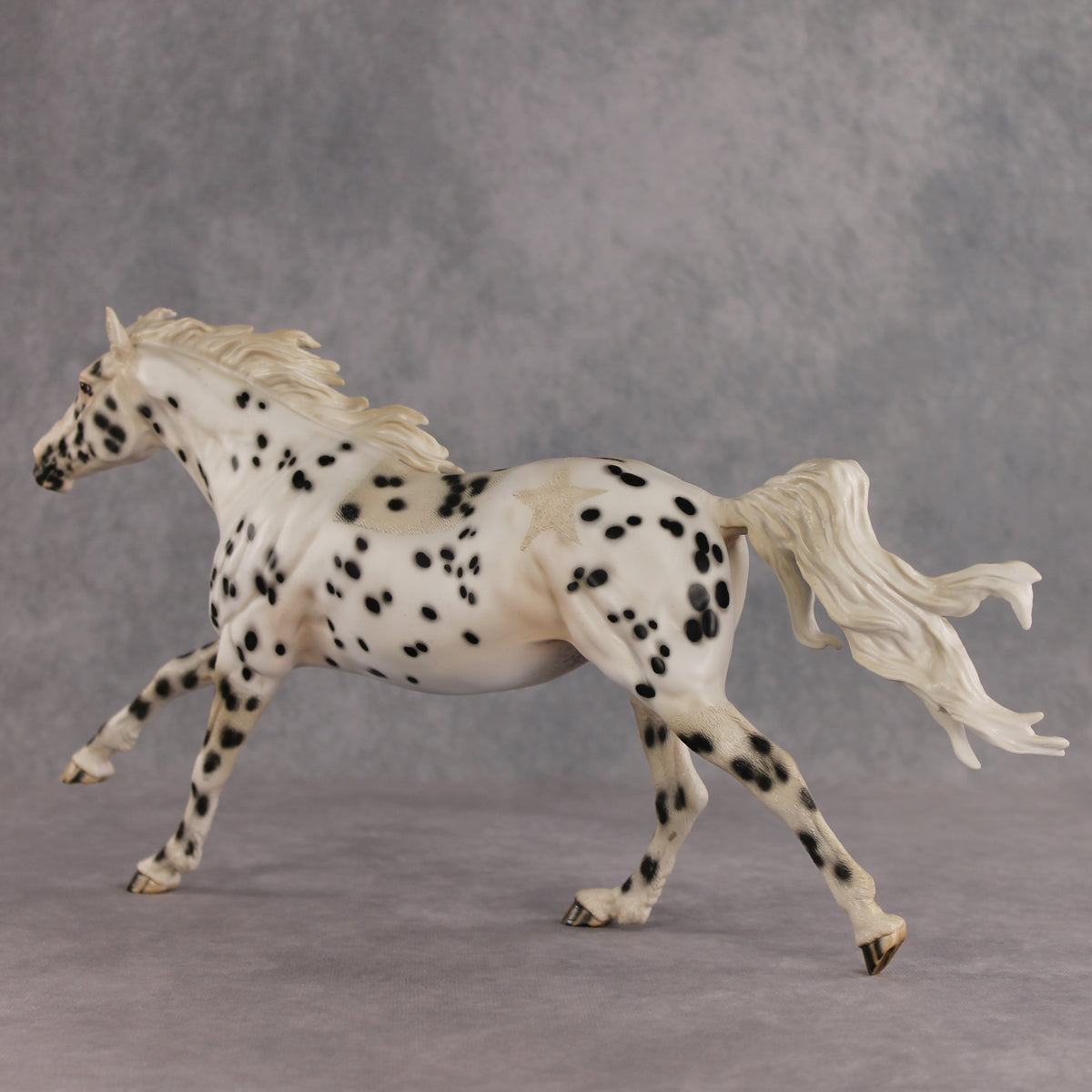 Beanie LE-5 EFCM Volo by Jess Hamill & Kristen Cermele EQ26