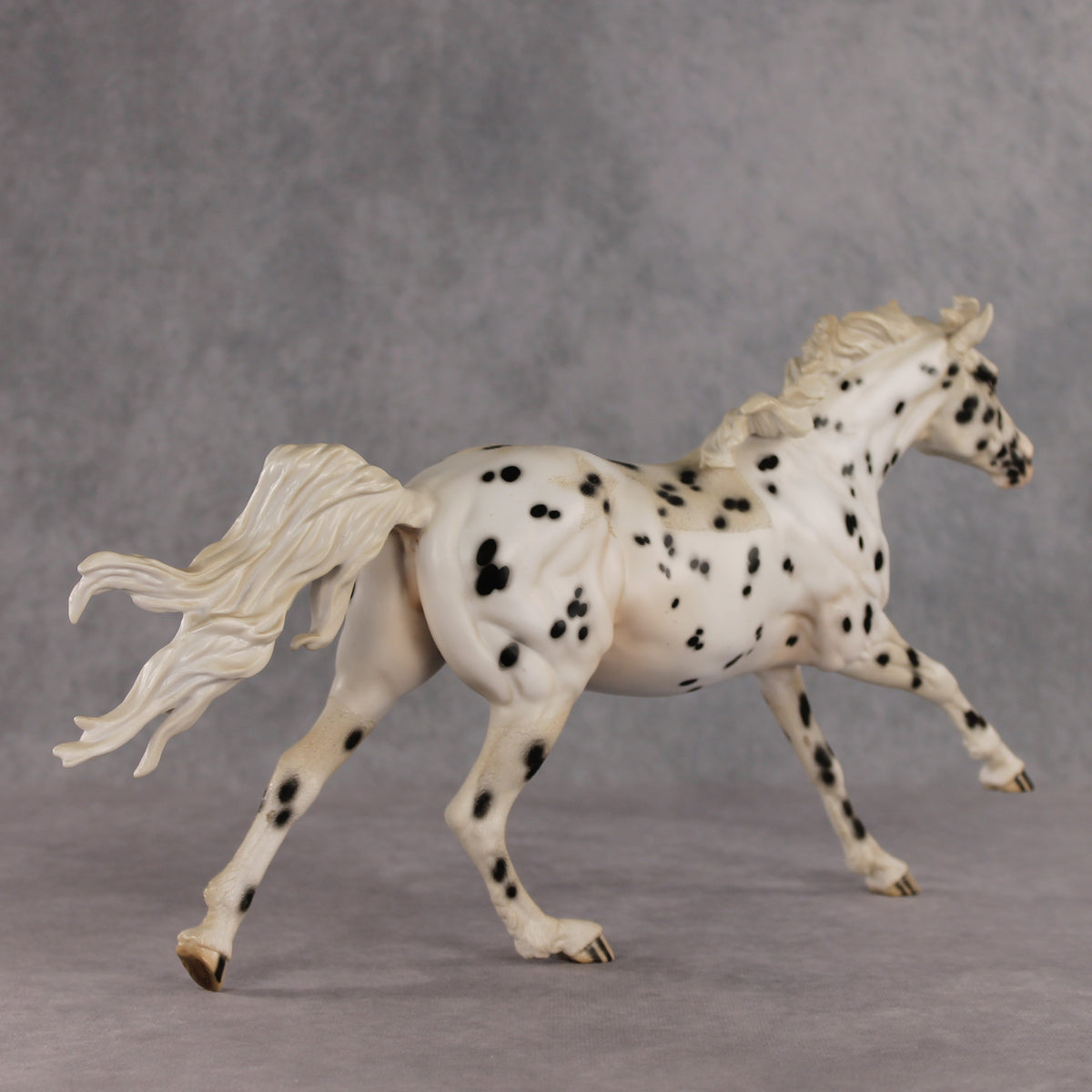 Beanie LE-5 EFCM Volo by Jess Hamill & Kristen Cermele EQ26
