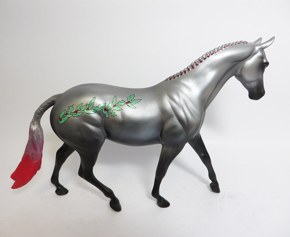 BERRIES-OOAK SILVER DECORATOR PONY MODEL HORSE WHS 2017