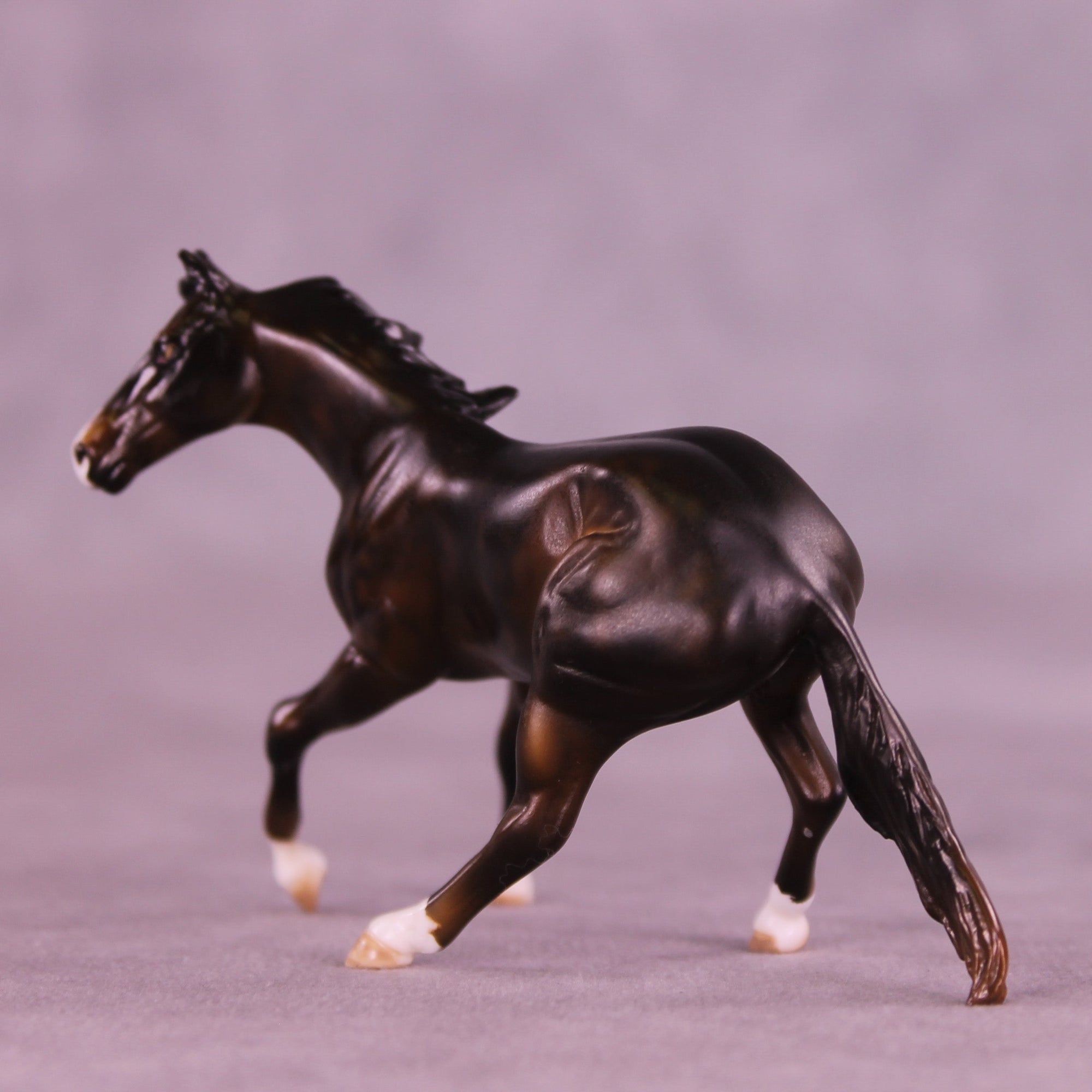 Betwixt OOAK Chip Cutting Horse by Julie Keim HS25