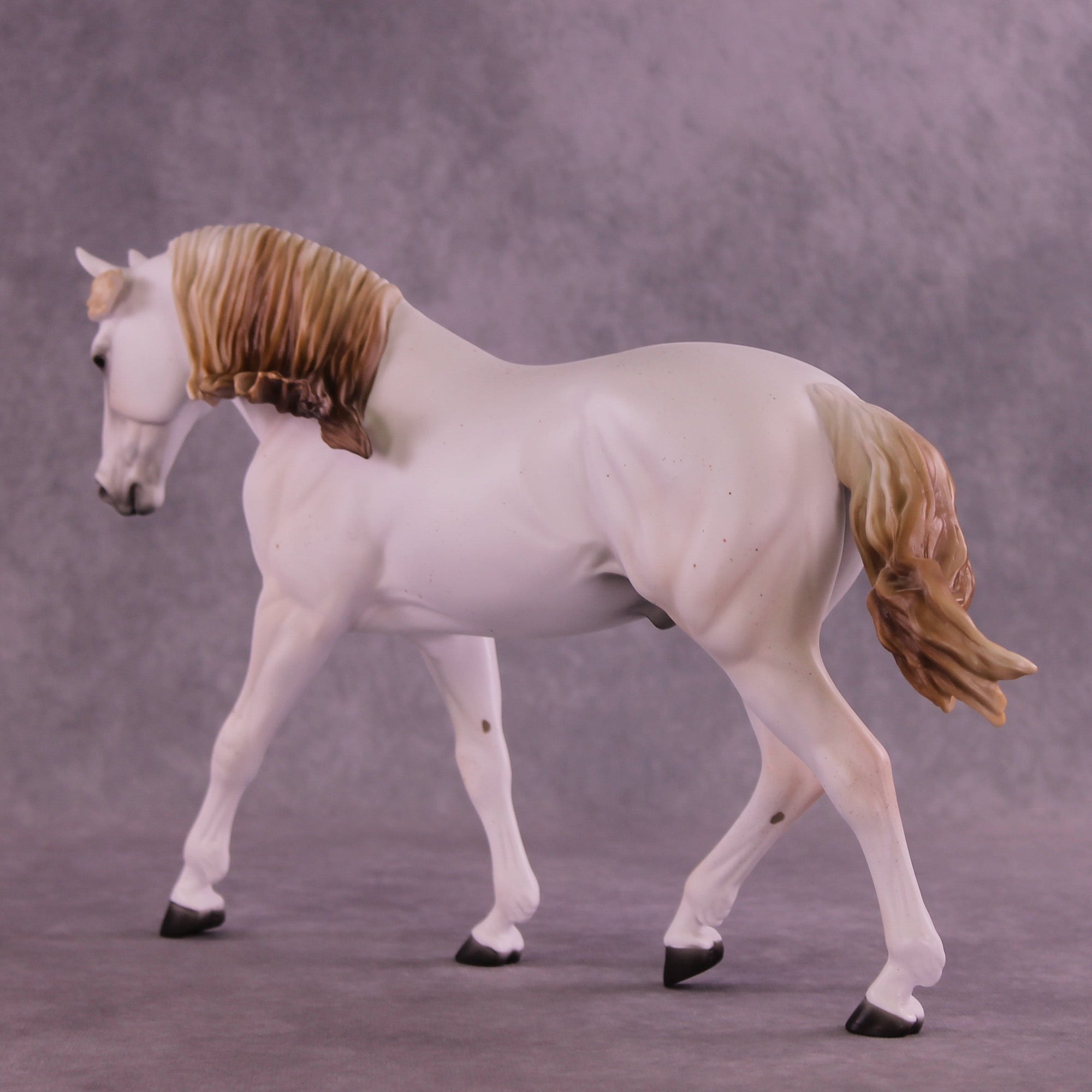 Bisque It OOAK FCM Irish Draught by Ellen Robbins HS25