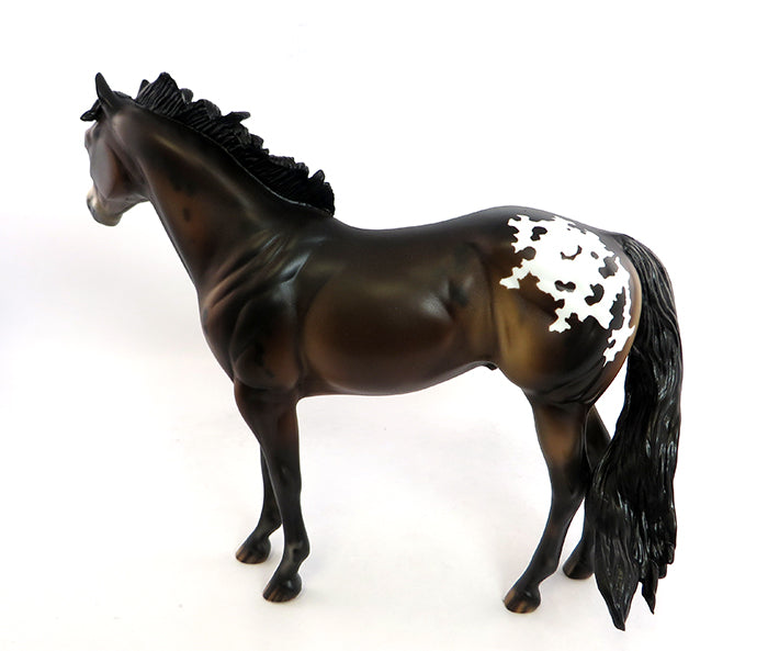 BRADY LE-4-APPALOOSA ISH MODEL HORSE 2/3
