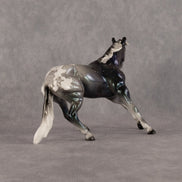 Capella OOAK Chip Cutting Horse by Ellen Robbins SCD26