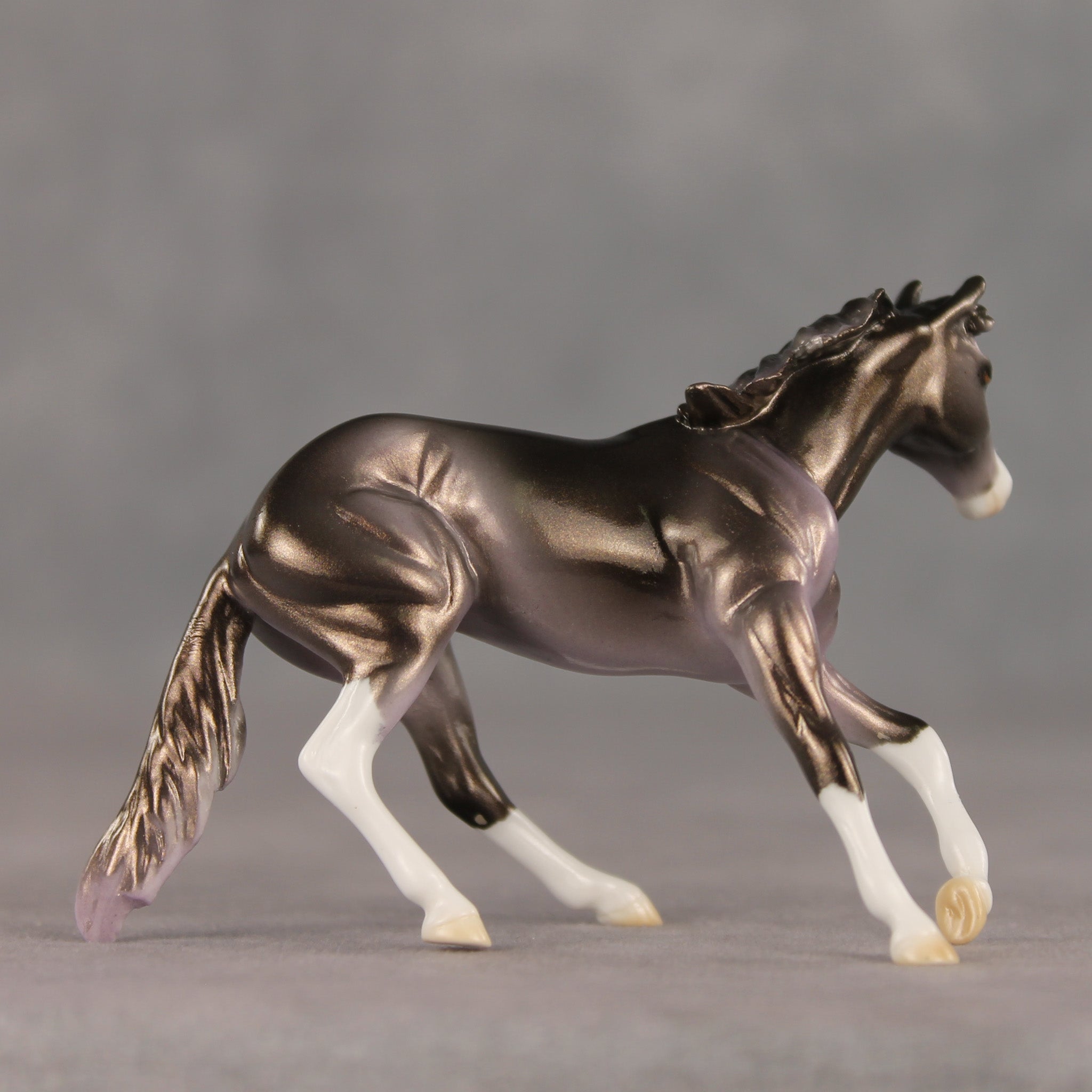 City Park OOAK Chip Cutting Horse by Ellen Robbins SHCF26