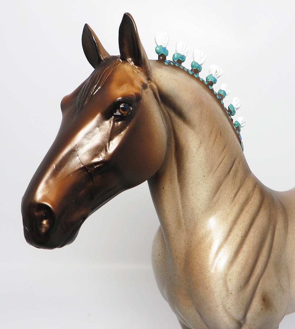 COSTELLO-OOAK CHESTNUT ROAN MANE WITH BOBS WITH FEATHERS ON FEET MODEL HORSE BY DAWN QUICK EQ2017