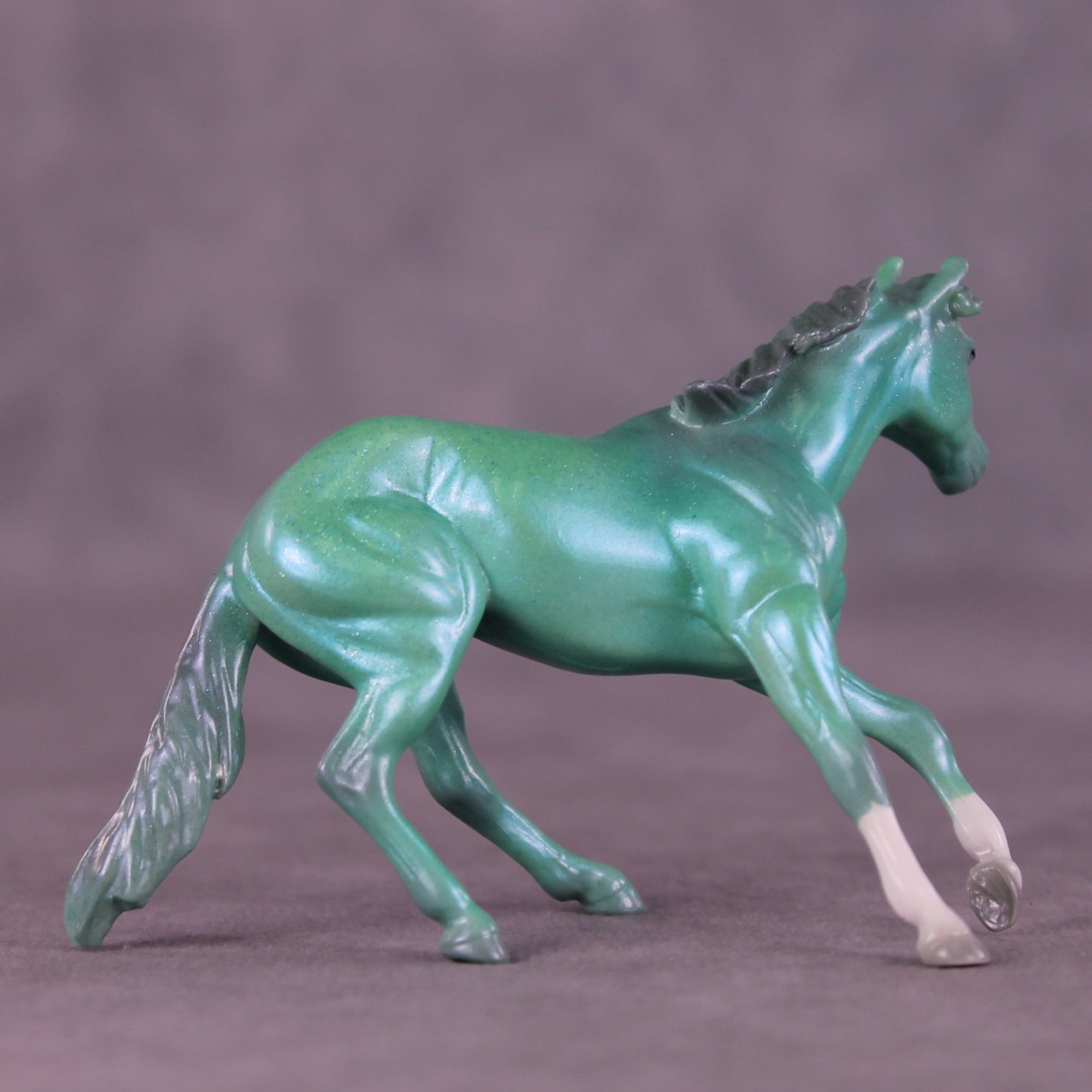 Crest OOAK Chip Cutting Horse by Erin Corbett MM25 Group C