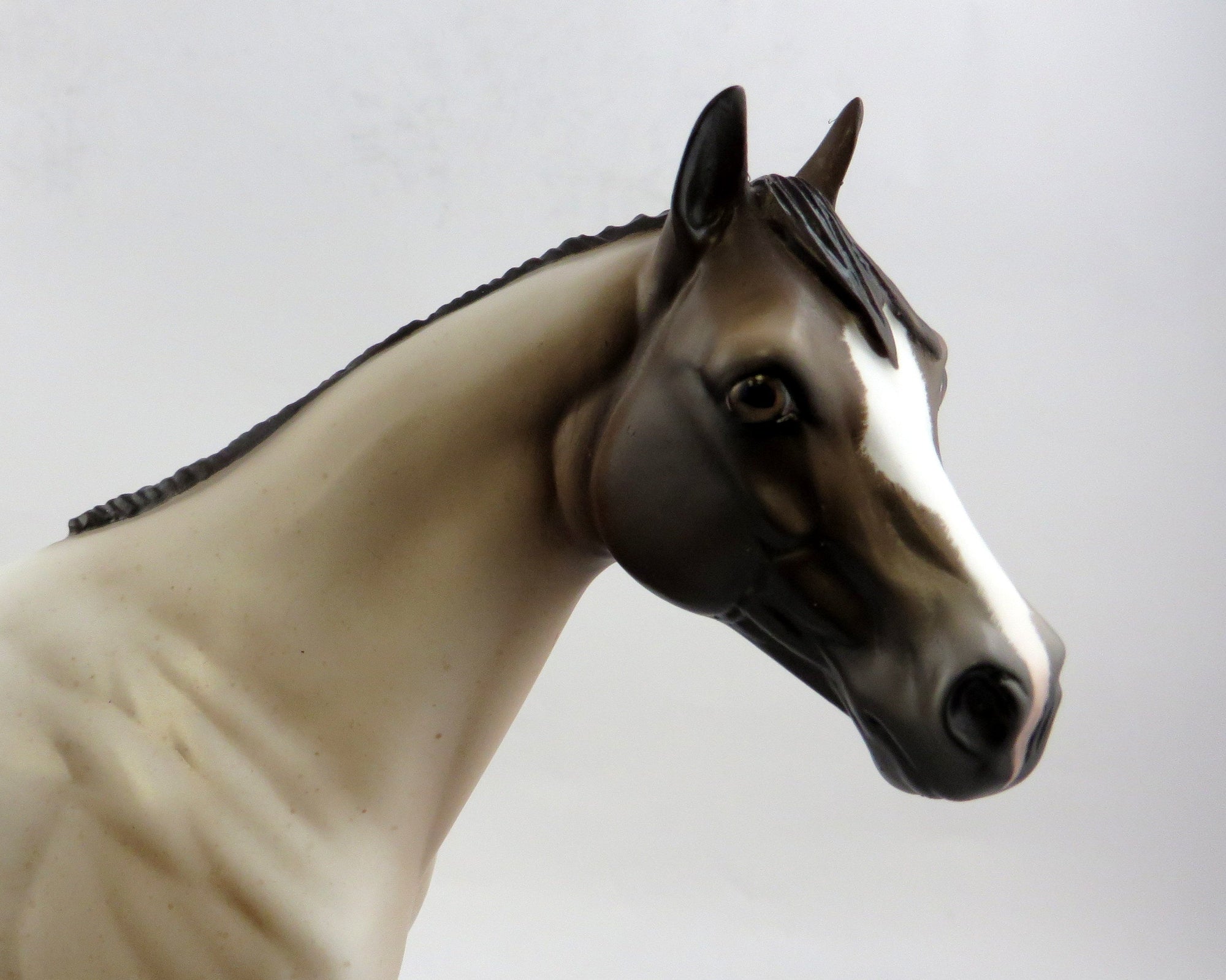 DREAMCATCHER-OOAK BROWN ROAN ISH BY SHERYL LEISURE MODEL HORSE 12/28