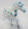 ELSA-LE-5 SNOWFLAKE PONY CHIP MODEL HORSE WHS 2017