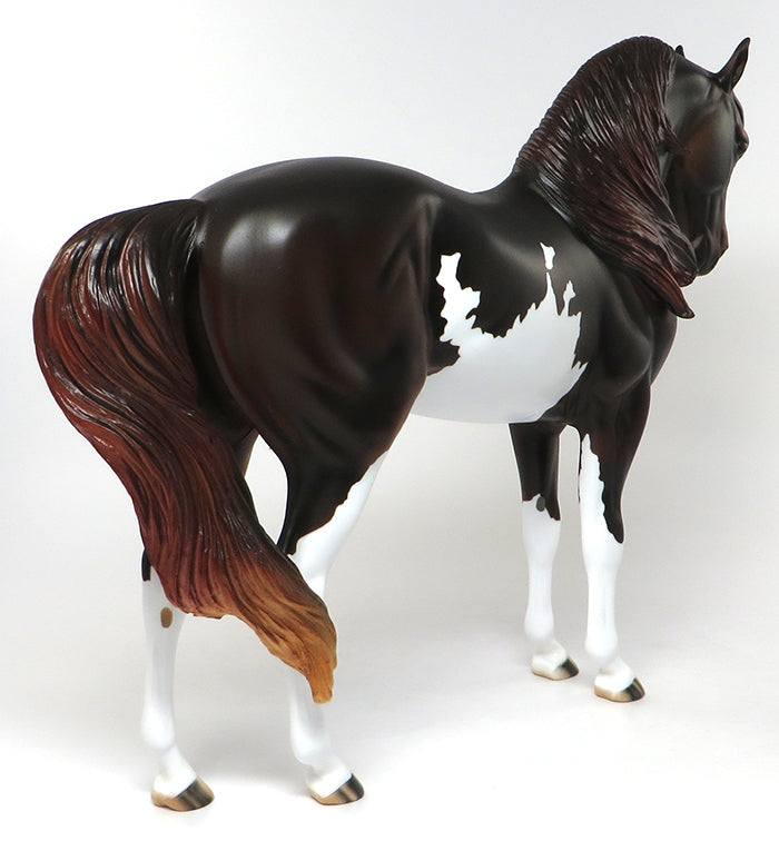 EMPEROR KUZCO-LE6 SORREL PAINT ANDALUSIAN MODEL HORSE EQ 2016