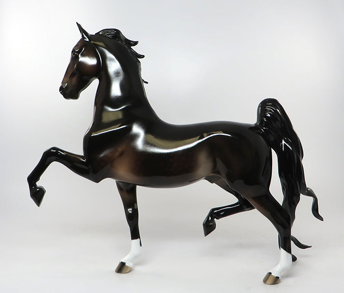 ENCHANTER-LE-15 DARK DAPPLE BAY SADDLEBRED MODEL HORSE EQ 2016 7/28