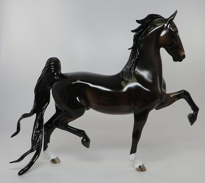 ENCHANTER-LE-15 DARK DAPPLE BAY SADDLEBRED MODEL HORSE EQ 2016 7/28