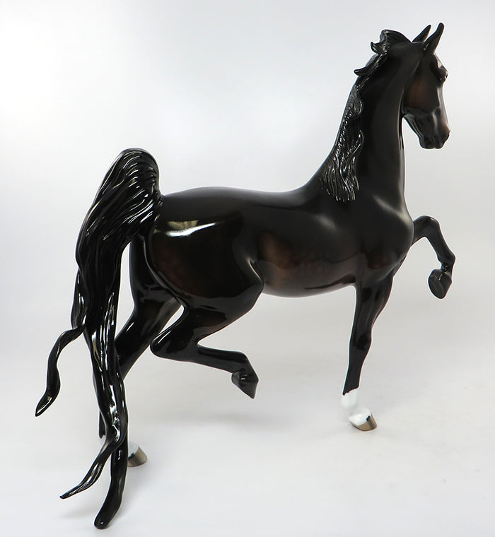 ENCHANTER-LE-15 DARK DAPPLE BAY SADDLEBRED MODEL HORSE EQ 2016 7/28