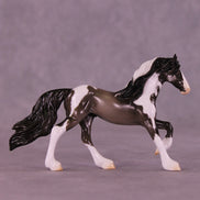 Fidget OOAK Chip Friesian by Erin Corbett HS25