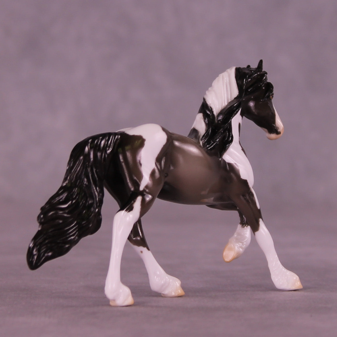 Fidget OOAK Chip Friesian by Erin Corbett HS25