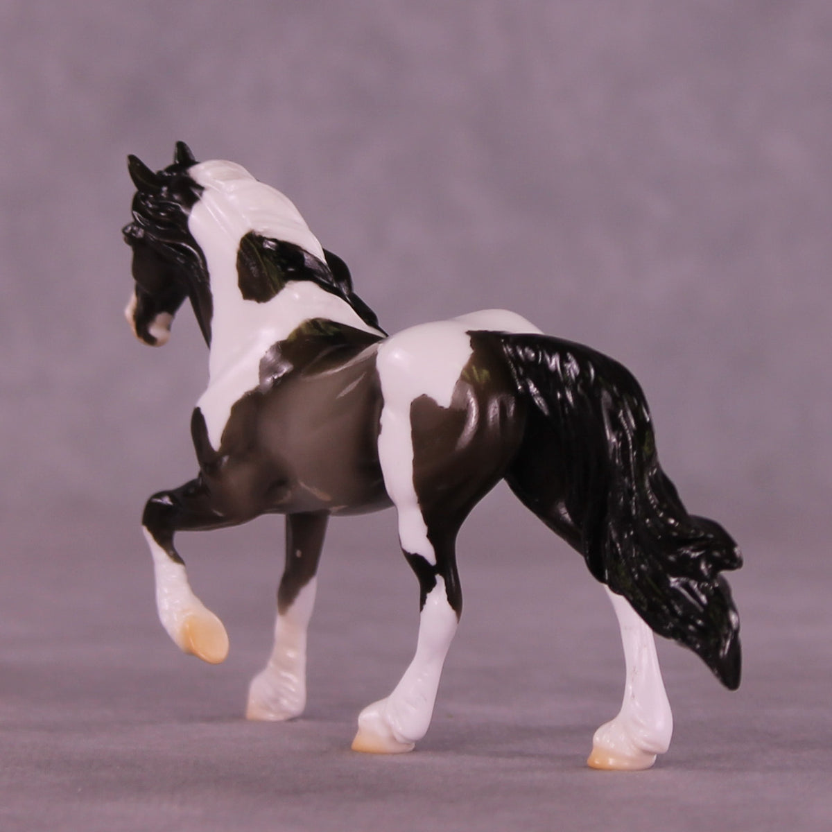 Fidget OOAK Chip Friesian by Erin Corbett HS25