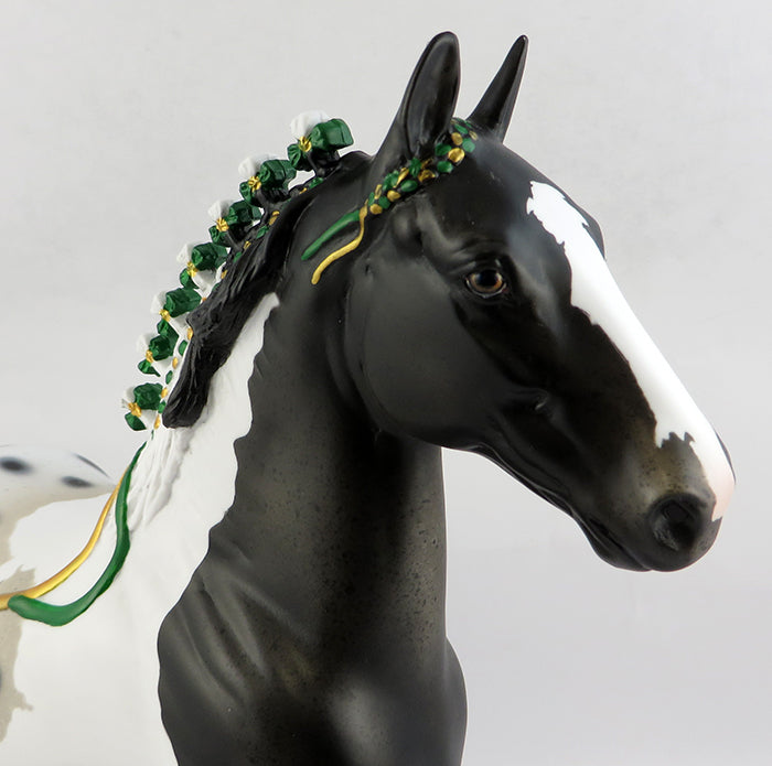 Green &amp; Gold Ribbons