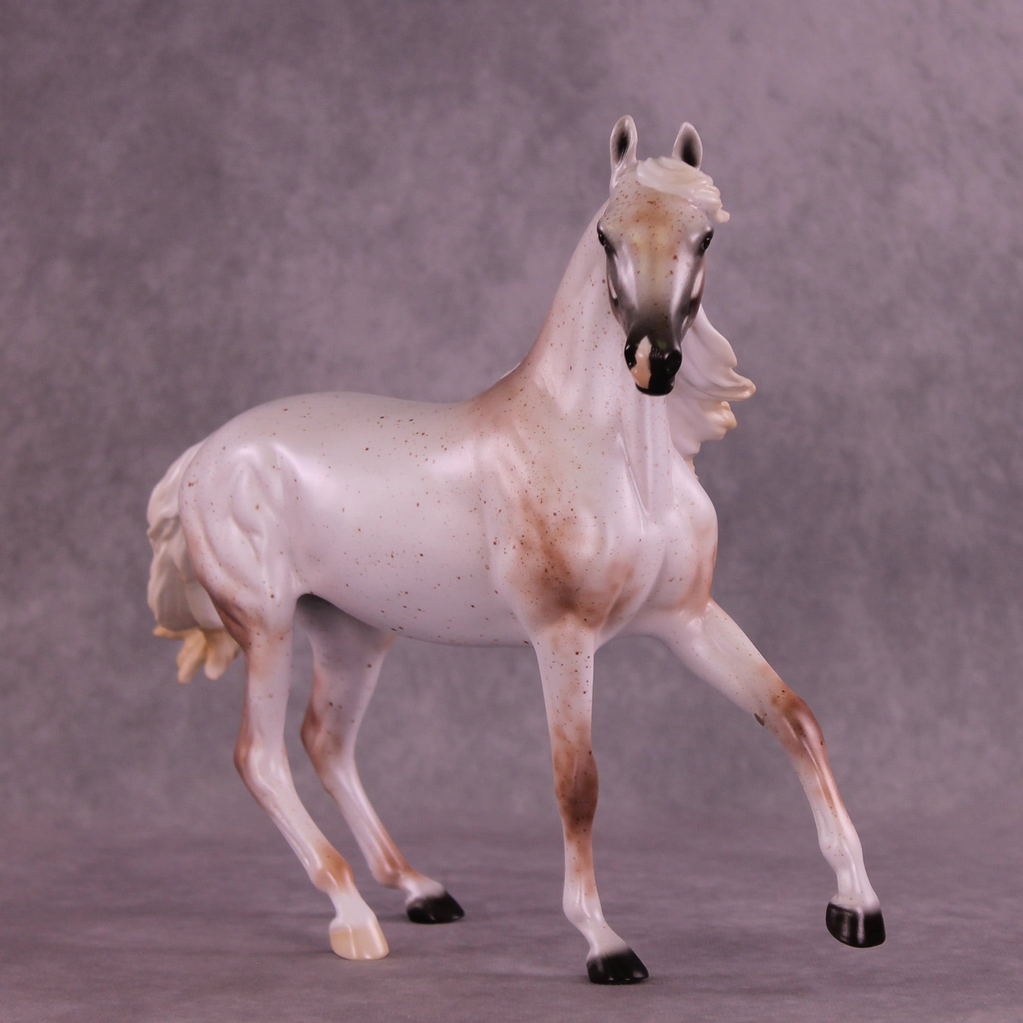 First Snow OOAK FCM Arabian Mare by Ellen Robbins HS25