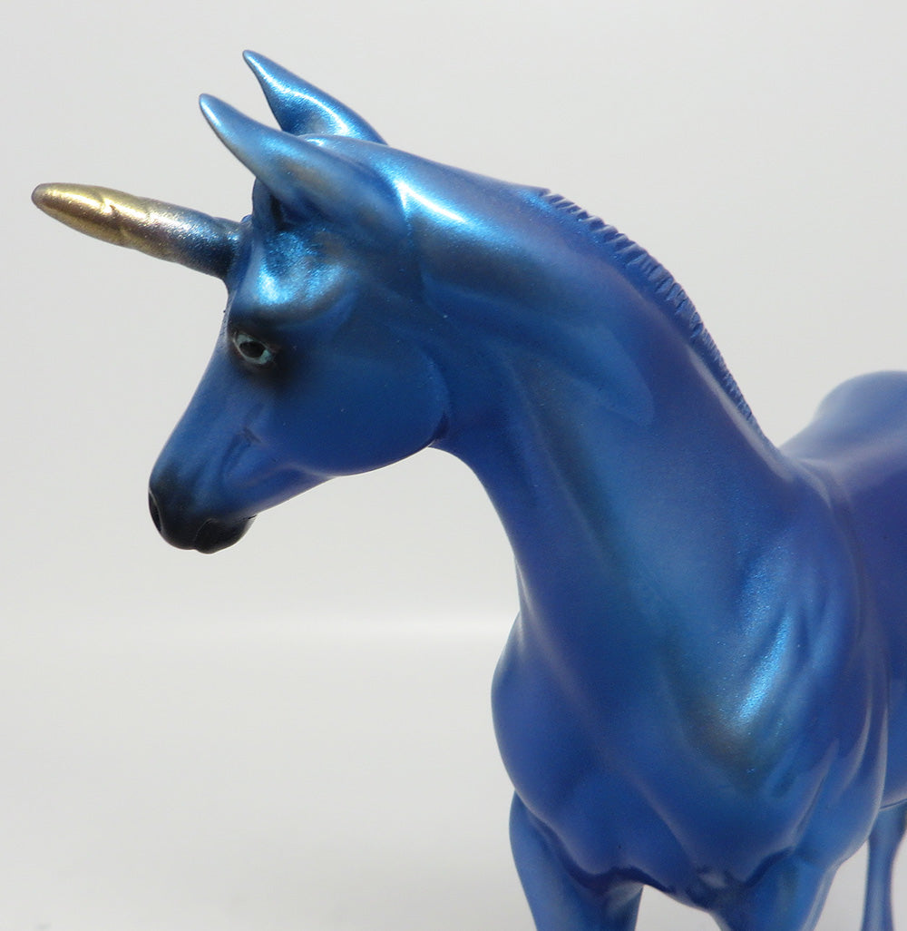 FORGET ME KNOT-OOAK DARK BLUE UNICORN EQ 2017