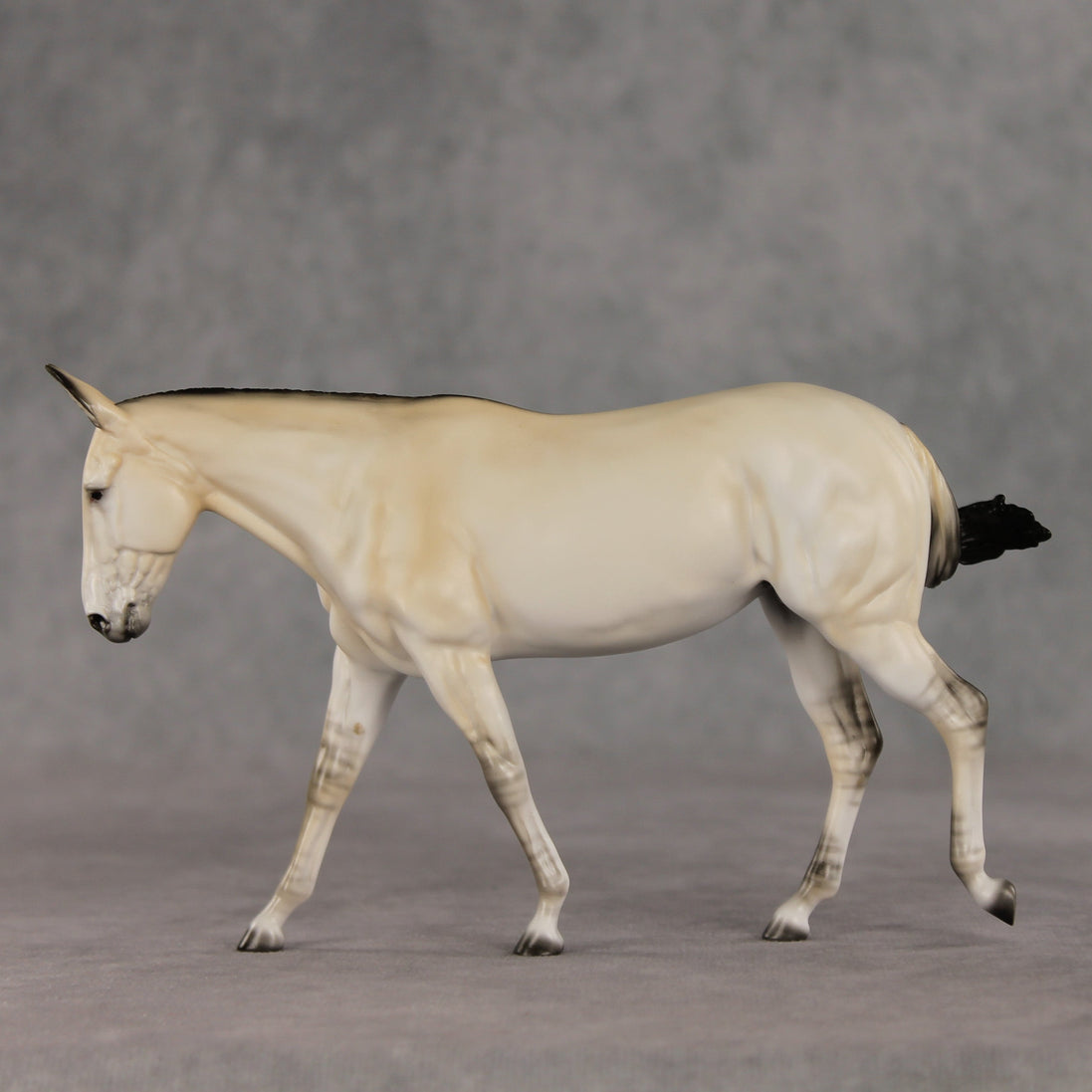 Gladly Different OOAK FCM Pebble Mule  by Ellen Robbins VV26