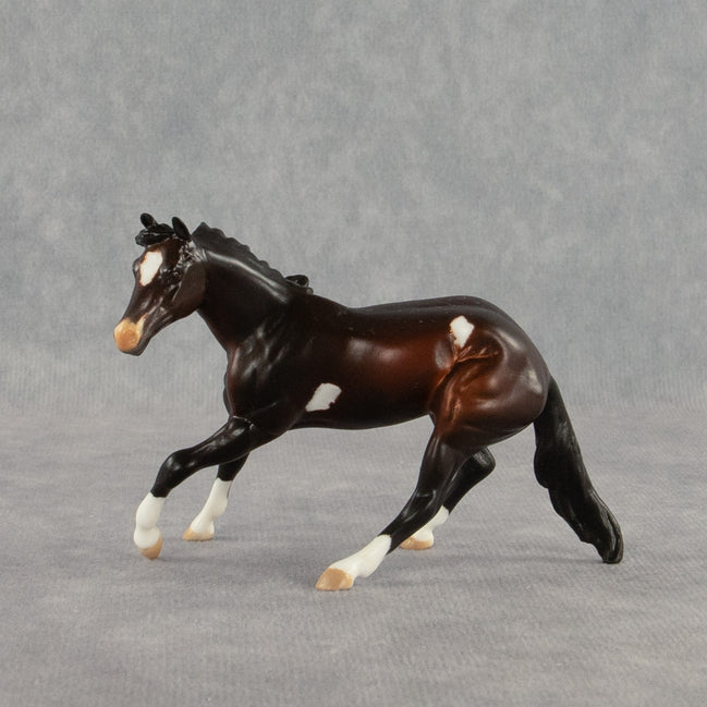 Glee Project OOAK Chip Cutting Horse by Anna Rieck EQ26
