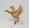 EQUILOCITY BASKET~GOLDEN PEGASUS GLAMOUR BASKET~1 TICKET