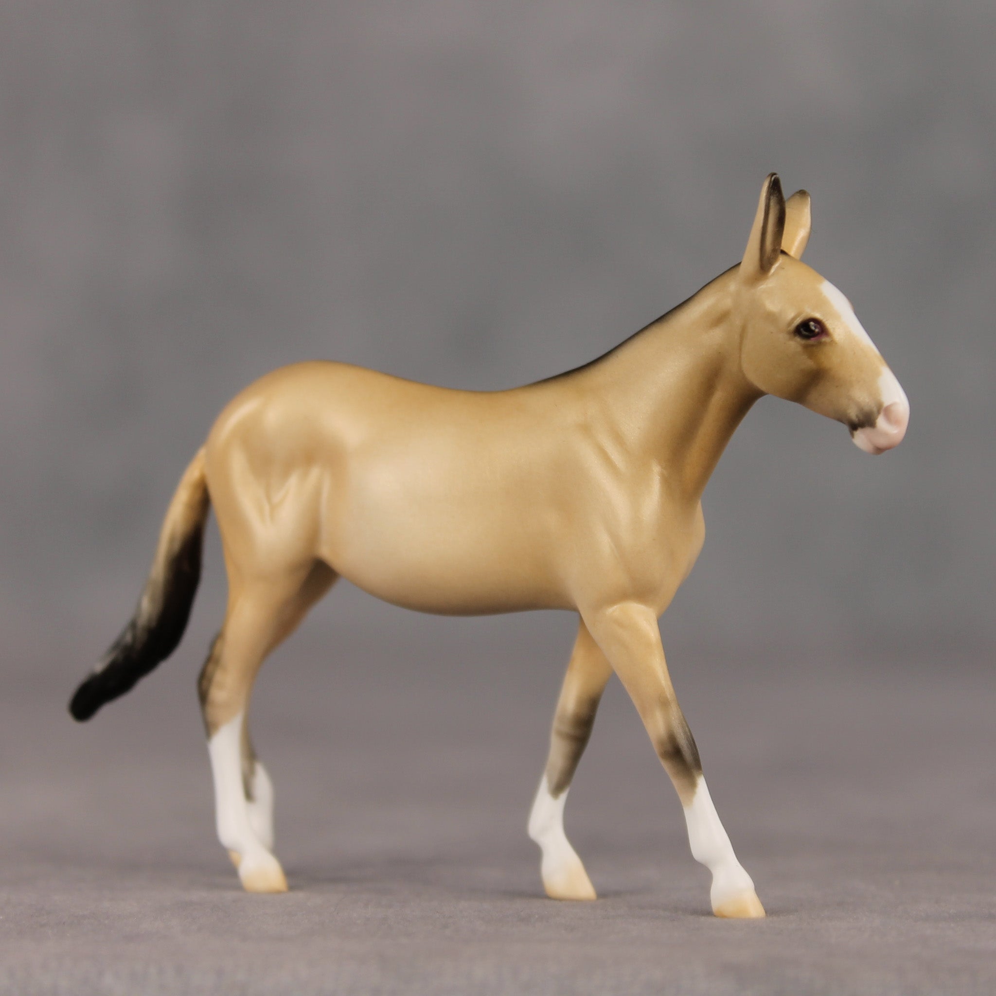 Guidebook OOAK Chip Mule by Ellen Robbins SHCF26