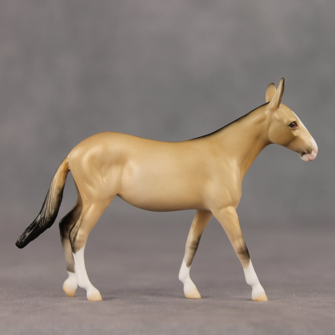 Guidebook OOAK Chip Mule by Ellen Robbins SHCF26