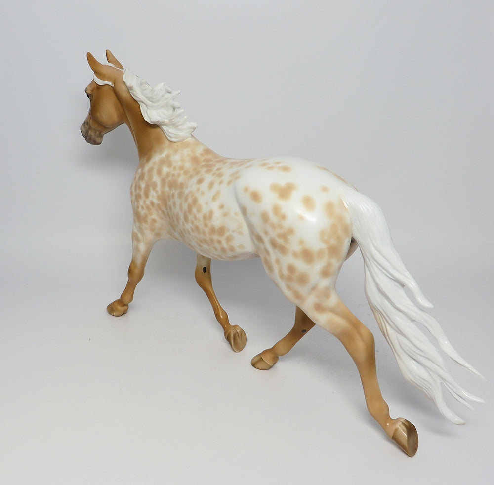 GUNNINSON~OOAK LOUD APPALOOSA PALOMINO PALOUSE MODEL HORSE EQ 2017