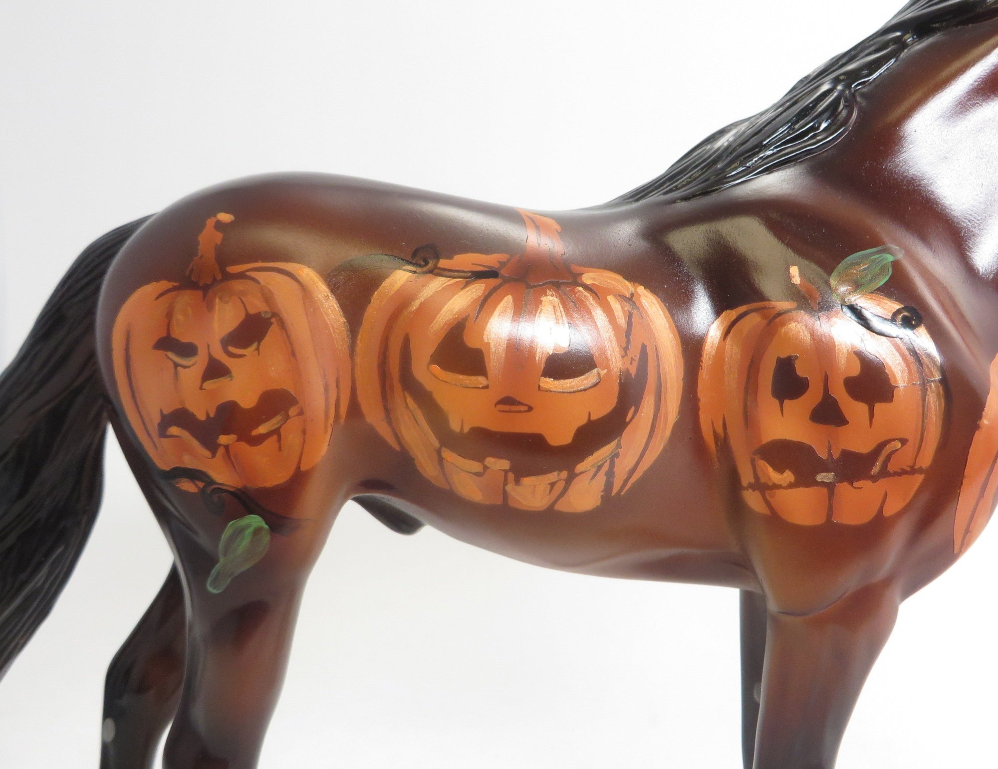 PUMPKIN PATCH- OOAK HALLOWEEN MUSTANG MODEL HORSE - 9/4
