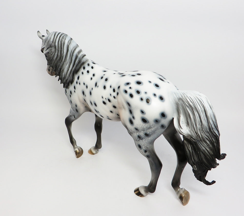 ORB~LOUD APPALOOSA THOROUGHBRED MODEL HORSE BY DAWN QUICK 10/27/17