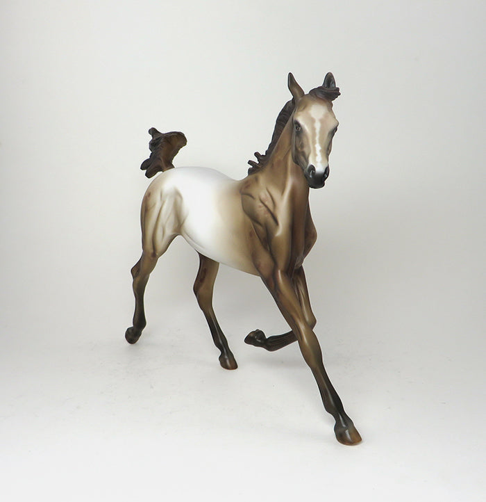 CHESTNUT Model Horse