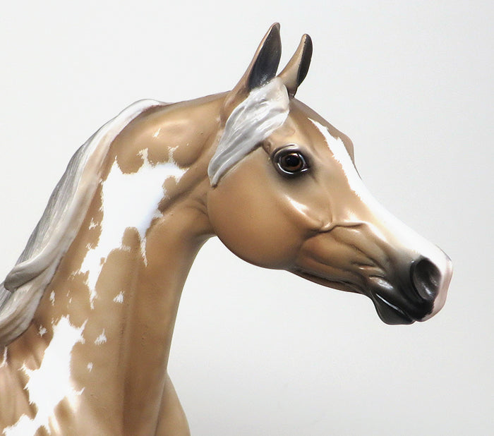 IVES-OOAK-ETCHED-PALOMINO PAINT ARABIAN MODEL HORSE 12/28
