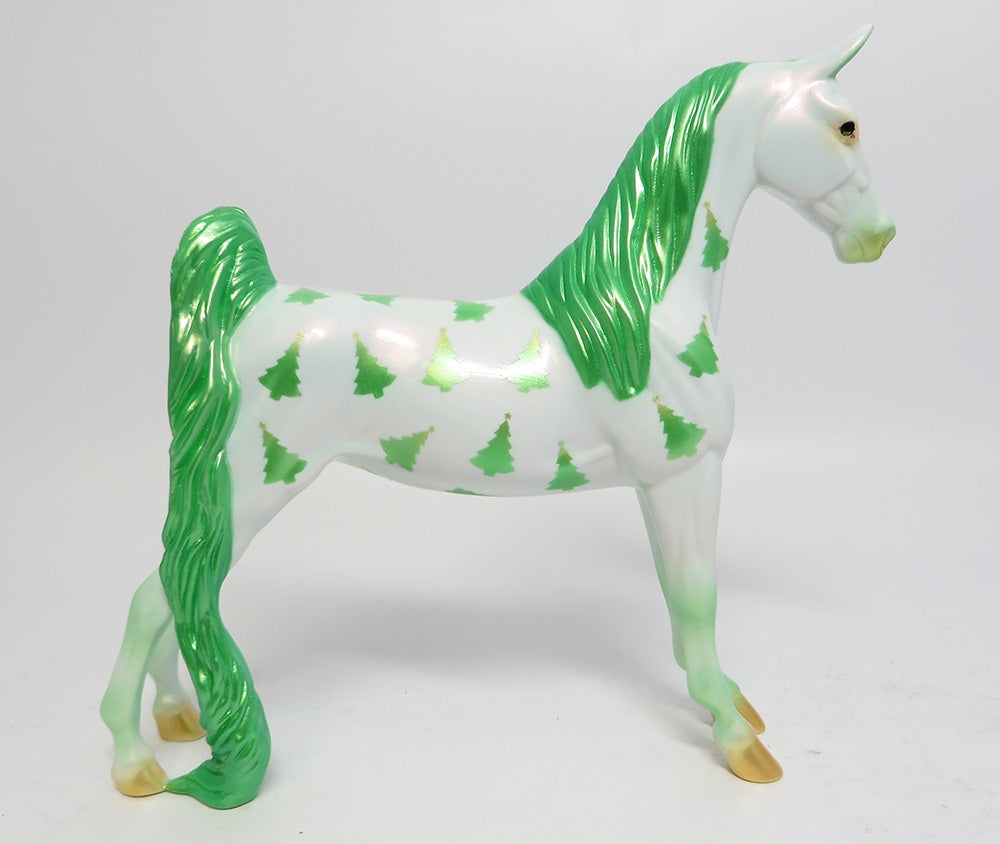 NOBLE~LE-2 CHRISTMAS TREE DECORATOR PEBBLES MODEL HORSE 11/1/17