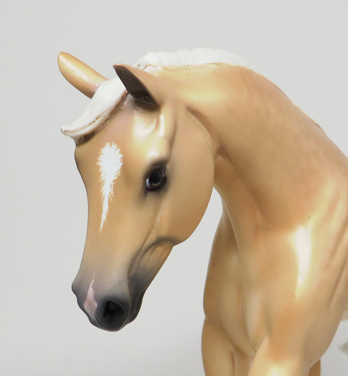 SKIPS CLASSIC GOLD PEBBLES