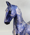 CRISP-OOAK SNOWFLAKE DECORATOR SADDLEBRED MODEL HORSE BY DAWN QUICK 11/23/16
