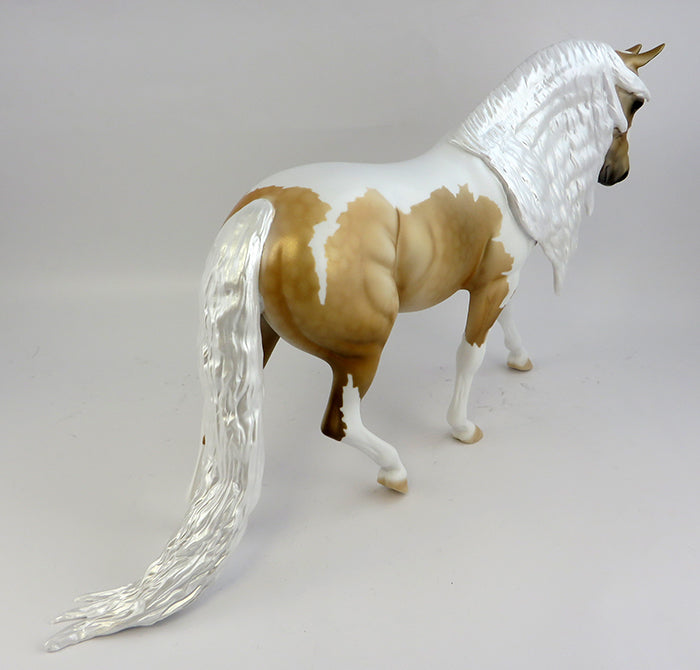 SOPHISTIGOLD ONLY-OOAK PALOMINO PAINT MODEL HORSE 11/23/16