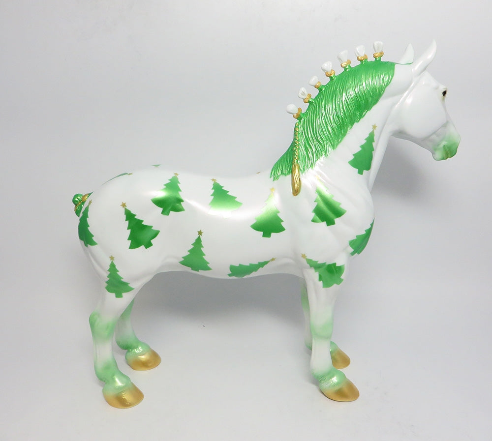 SCOTCH~OOAK STANDING DRAFT CHRISTMAS TREE DECORATOR 11/7/17