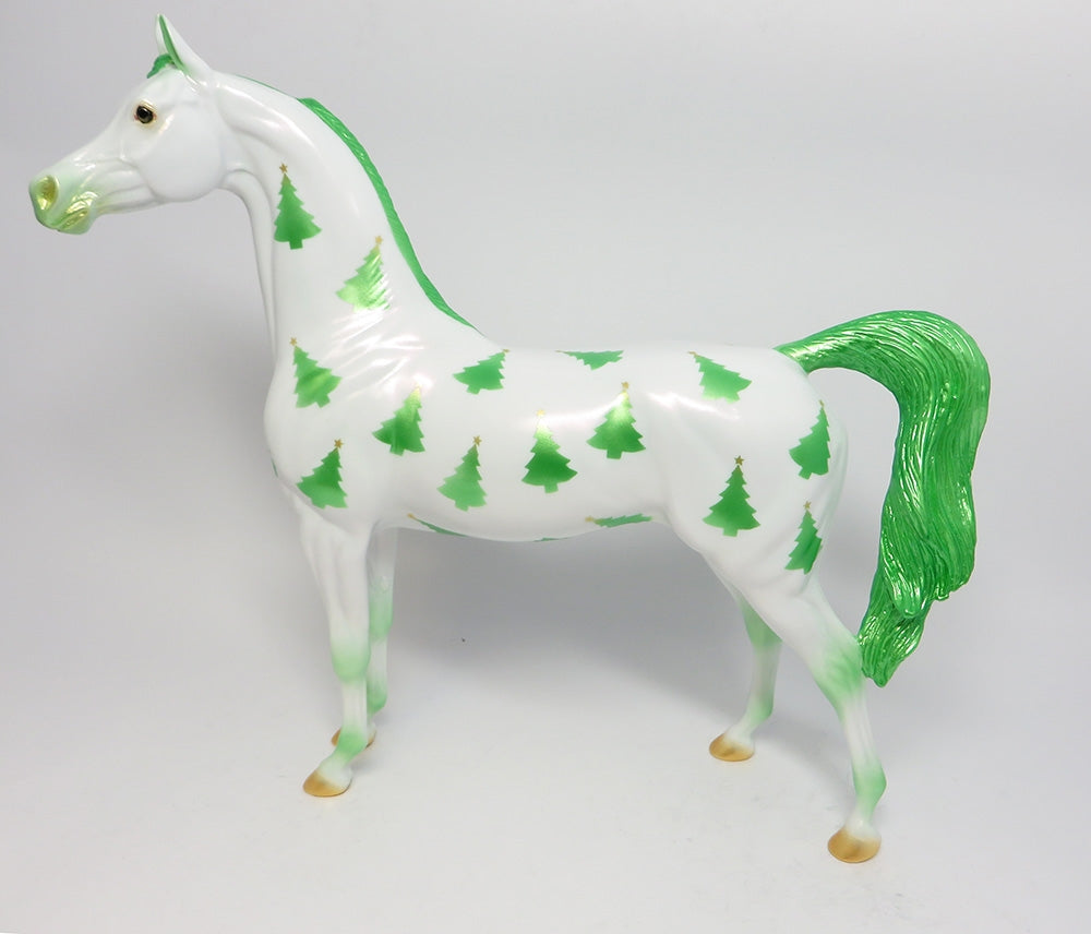 PINUS~LE-2 CHRISTMAS TREE ARABIAN DECORATOR MODEL HORSE 11/7/17