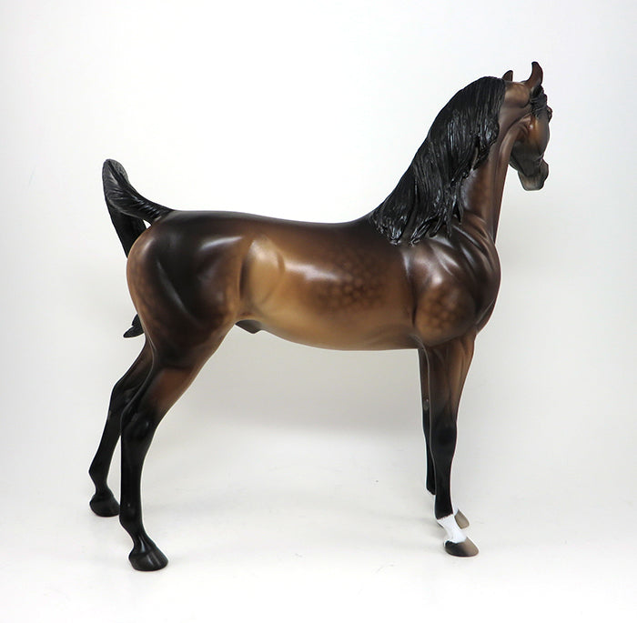 bay arabian model horse 
