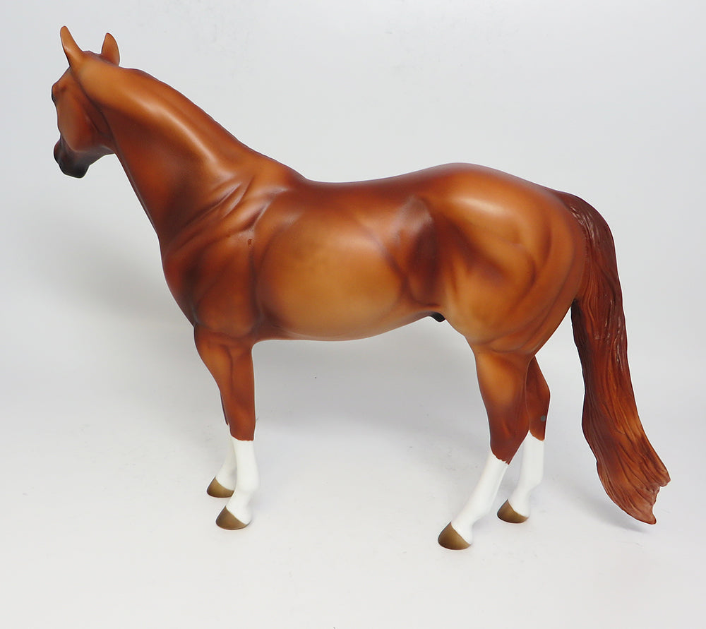 RED LION-OOAK CHESTNUT ISH MODEL HORSE 4/27