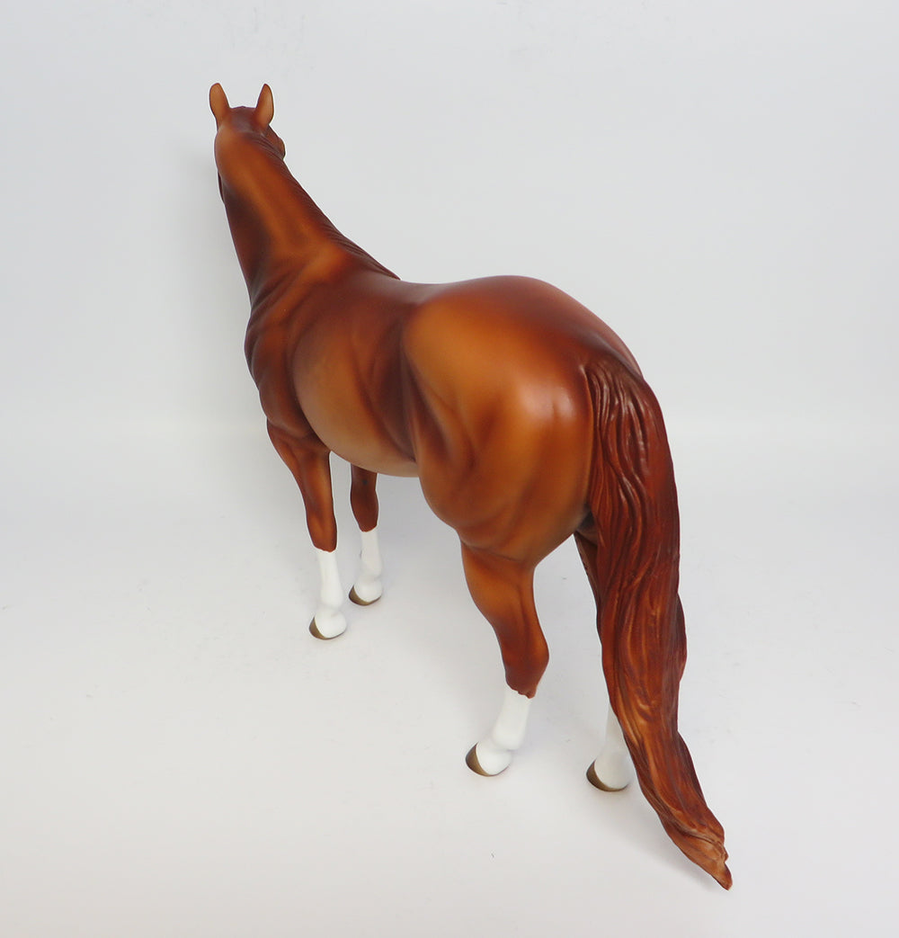 RED LION-OOAK CHESTNUT ISH MODEL HORSE 4/27