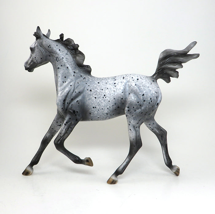 one of a kind model horse davos