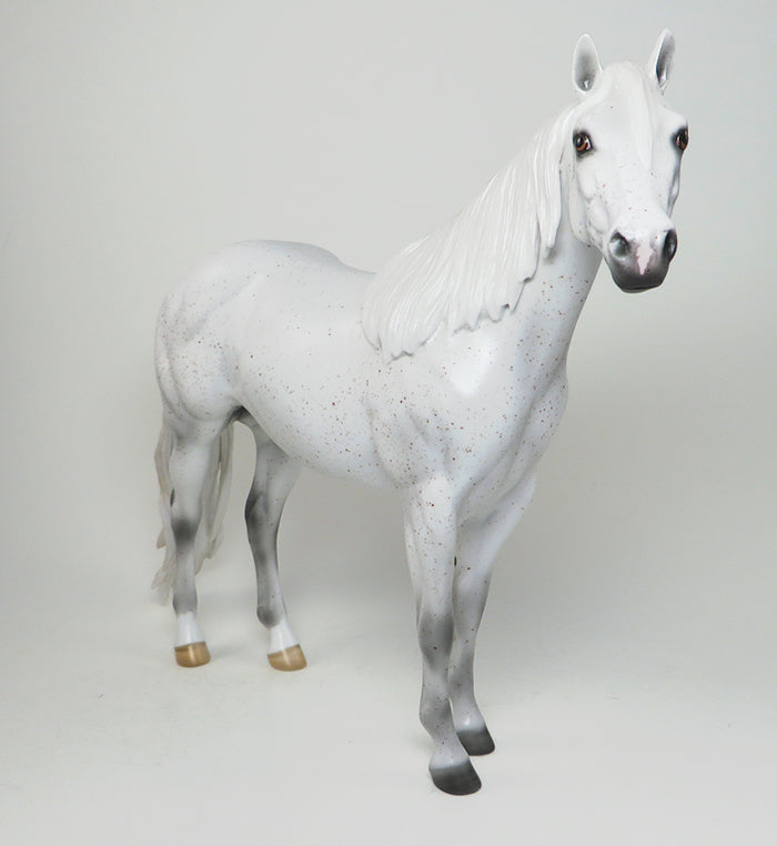 MOON DUST-OOAK-FLEABIT GREY ISH MODEL HORSE-12/29