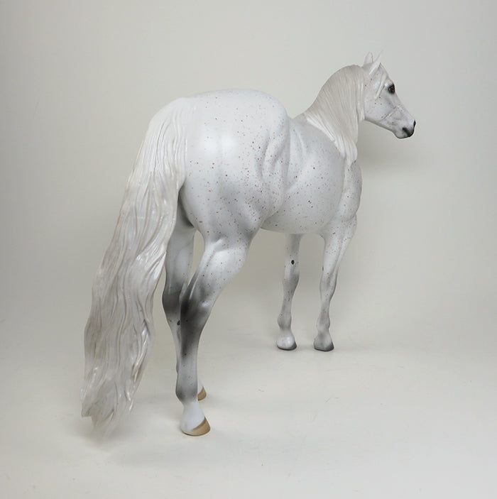 MOON DUST-OOAK-FLEABIT GREY ISH MODEL HORSE-12/29