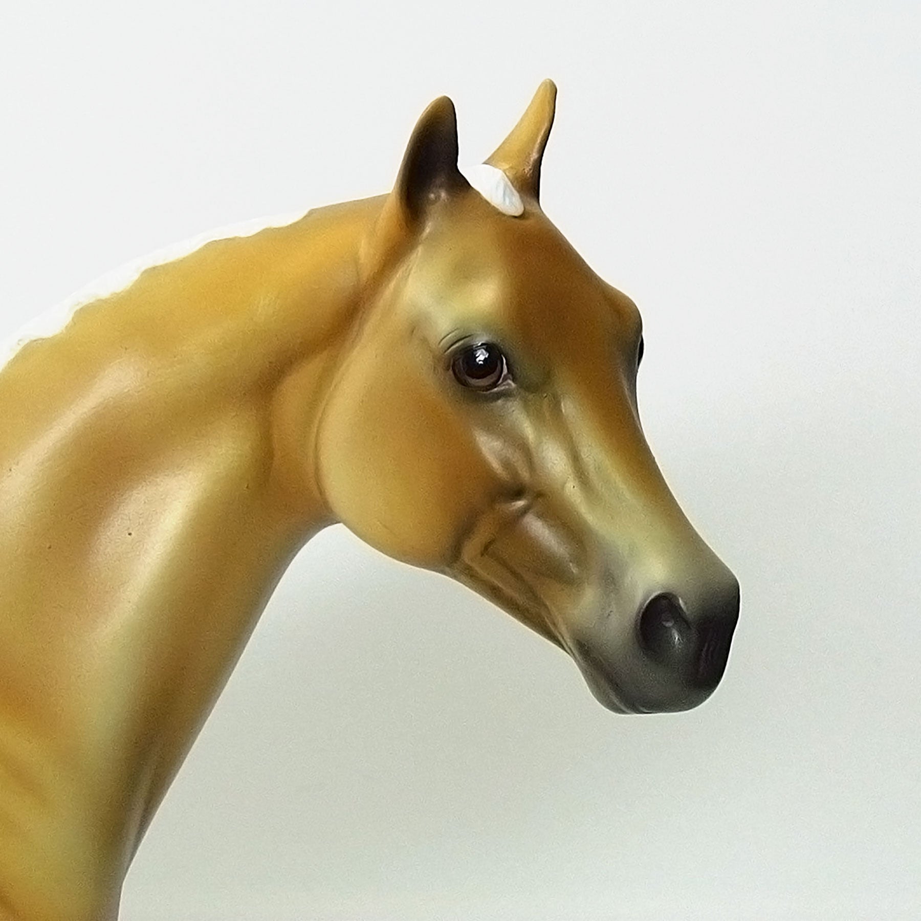 GOLDIE - OOAK Palomino Stock Model Horse - 6/15