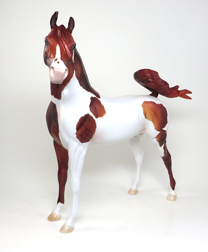 UNFORGETTABLE-LE-5-CHESTNUT PAINT ARABIAN MODEL HORSE 12/30