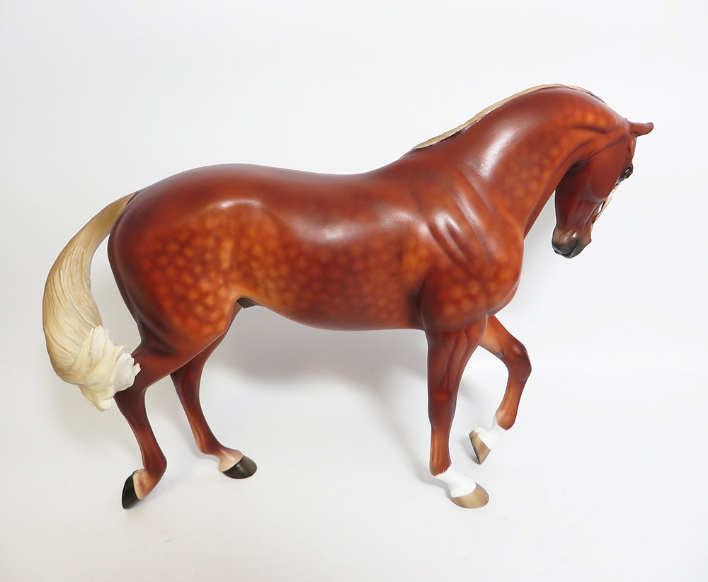 HOT TO TROT-OOAK CUSTOM DAPPLE CHESTNUT MODEL HORSE PAINTED BY SHERYL LEISURE