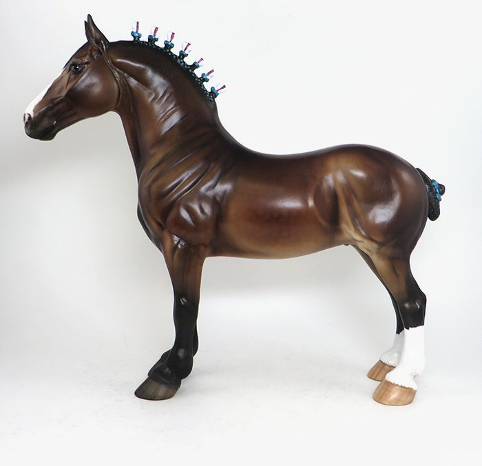 BAY STANDING DRAFTER